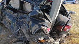 Edirne'de Otomobil ve Kamyon Çarpıştı: 3 Yaralı