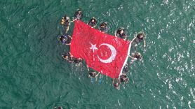Engelli Sporcular Su Altında Zafer Bayramı'nı Kutladı