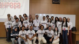 Geleceğin Hekimleri Cerrahpaşa'da Buluştu: 'Bir Günlüğüne Cerrahpaşalı Olmak' Etkinliği