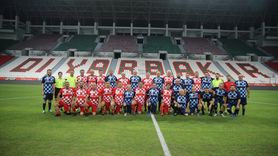 Gençlik ve Spor Bakanı Bak, Diyarbakır'da Gösteri Maçı'na Katıldı