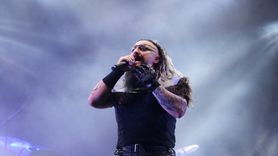 Hayko Cepkin, SORFEST'te Coşkulu Bir Konser Verdi