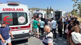 Kuşadası'nda Tur Minibüsü Devrildi: 7 Yaralı