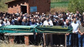 Manisa'da Trafik Kazası: İki Kuzenin Cenazesi Defnedildi