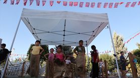 Mardin'de Geleneksel Oyunlar Tırı Çocuklarla Buluştu