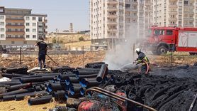 Mardin'de Plastik Boru Depolama Alanında Yangın Çıktı