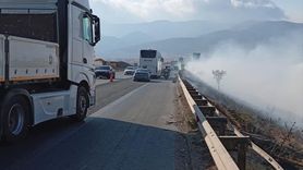 Nurdağı'nda Otoyol Kenarında Çıkan Yangın Kontrol Altına Alındı