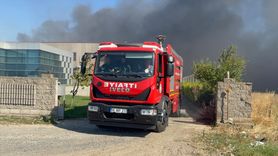 Tekirdağ'da Tül Fabrikasına Sıçrayan Yangına Müdahale