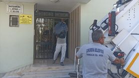 Adana'da Ev Temizliği: İki Kamyon Çöp Çıktı