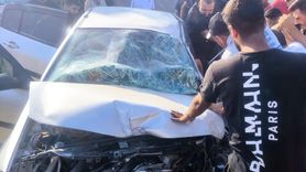 Adana'da Traktöre Çarpan Otomobilde Kaza: 1 Ölü, 3 Yaralı