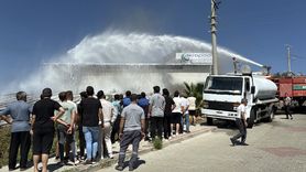 Alanya'da Otel Malzemeleri Deposunda Yangın Çıktı