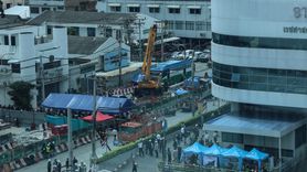 Bangkok'ta Yol Çökmesi: 50 Metrelik Dev Çukur Oluştu