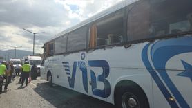 Bursa'da Yolcu Otobüsü Tırdaki Gemi Çapasına Çarptı