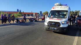 Çanakkale'de İşçi Servisiyle Kamyonet Çarpıştı: 5 Yaralı