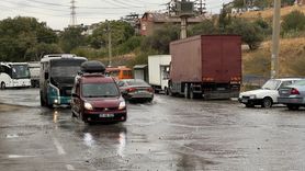 İzmir'de Patlayan Su Borusuna Tepkiler Büyüyor