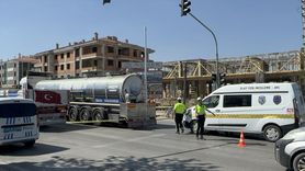 Konya'da Araç Kazası: Yaşlı Kadın Hayatını Kaybetti, Engelli Kızı Yaralandı