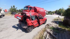 Manisa'da Zincirleme Trafik Kazası: 3 Yaralı