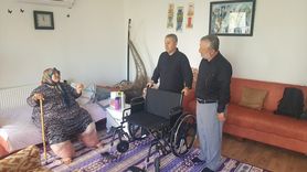 Osmaniye'de Fil Hastalığıyla Mücadele Eden Kadına Tekerlekli Sandalye Desteği