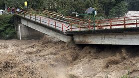 Rize'de Sağanak Yağış Etkili, Heyelan ve Su Baskınları Yaşanıyor