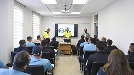 Savaş Muhabirliği Eğitimi: Sudaki Hayatta Kalma Becerisi