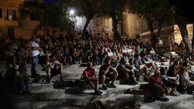 Siros Adası'nda Filistin Direnişine Dikkat Çeken Belgesel Gösterimi