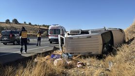 Sivas'ta Ticari Araç Kazası: 4 Yaralı