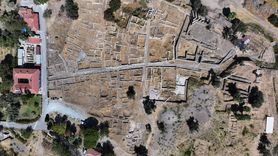 Smyrna Höyüğü'nde Kazılar Devam Ediyor