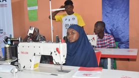 TİKA Nijerya'da Gençlere Dikiş Atölyesi Açtı