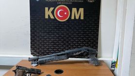 Tunceli'de İnşaat Alanında Silah ve Esrar Ele Geçirildi