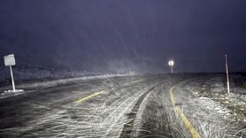 Ardahan'da Kar Yağışı ve Tipi Buzlanmaya Neden Oluyor