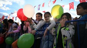 Bağcılar'da Kız Çocukları Günü Etkinliği: Gazze İçin Balonlar Gökyüzüne Uçuruldu