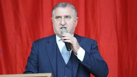 Bakan Bak, Hatay'da Spor ve Yatırımların Devam Edeceğini Vurguladı