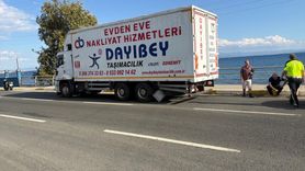 Balıkesir'de Kamyon ile Otomobil Çarpıştı: 1 Ölü, 1 Yaralı