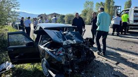 Bartın'da Otomobil ve Traktör Çarpışması: 4 Yaralı