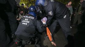 Berlin'de Filistin Destek Gösterisine Sert Polis Müdahalesi