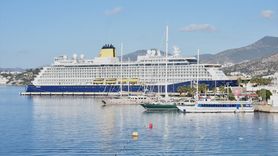 Bodrum'a Spirit of Adventure Kruvaziyeri Geldi