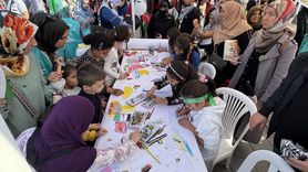 Çocuklar Gazze İçin Resimlerini Sergiledi