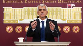 DEM Parti Vekillerinden Meclis'te Kritik Basın Toplantısı