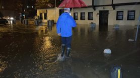 Edremit Körfezi'nde Sağanak Yağış Etkili Oldu