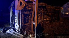 Kastamonu'da Tur Midibüsü Devrildi: 25 Yaralı