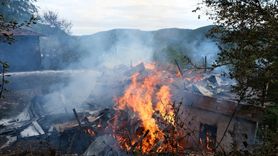 Kastamonu'da Yangın Paniği: İki Ev Zarar Gördü