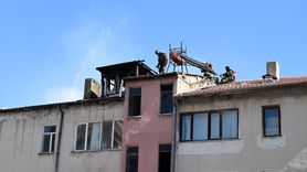 Kayseri'de İki Katlı Binada Yangın Çıktı