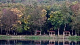 Korugöl Tabiat Parkı Sonbahar Güzellikleriyle Ziyaretçilerini Ağırlıyor