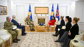 Kosova Cumhurbaşkanı Osmani, KFOR Komutanı Ulutaş'ı Kabul Etti