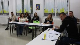 Kosova'da Yerel Seçimler Başladı