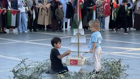 Küresel Sumud Filosu Aktivistleri Alanya'da Karşılandı