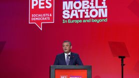 Özgür Özel'den Avrupa Sosyalist Partisi Kongresi'nde Kritik Mesajlar