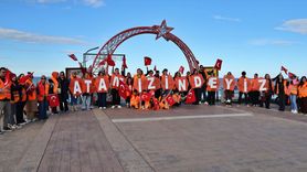 Samsun'da LÖSEV Gönüllüleri Uçurtma Şenliği Düzenledi