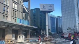 Şişli'de İnşaat Vinç Kaza Yaparak Öğrenci Yurduna Devrildi