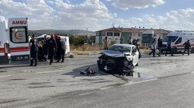 Sivas'ta Üç Araçlı Trafik Kazası: İki Çocuk Da Yaralı