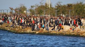 Türk Yıldızları Bandırma'da Gösteri Uçuşu Gerçekleştirdi